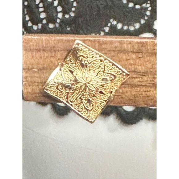 14k diamond etched square earrings